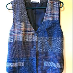 International Scene vest